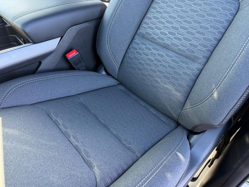 Ram 1500 Vehicle Full-screen Gallery Image 29