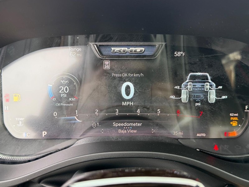 Ram 1500 Vehicle Full-screen Gallery Image 31