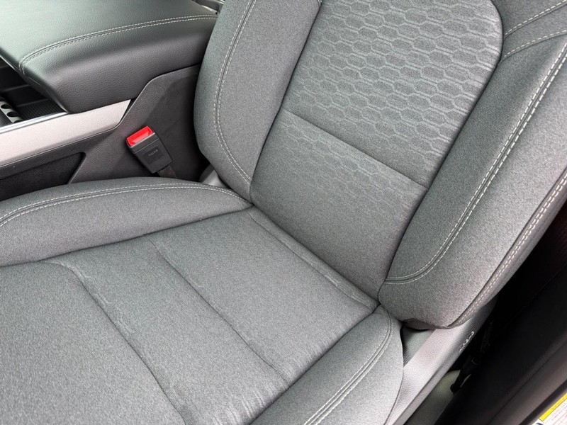 Ram 1500 Vehicle Full-screen Gallery Image 30