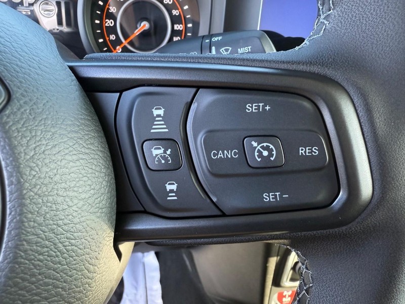 Jeep Gladiator Vehicle Full-screen Gallery Image 20