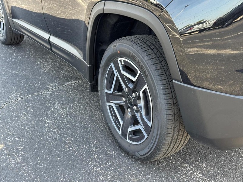 Jeep Cherokee Vehicle Full-screen Gallery Image 6
