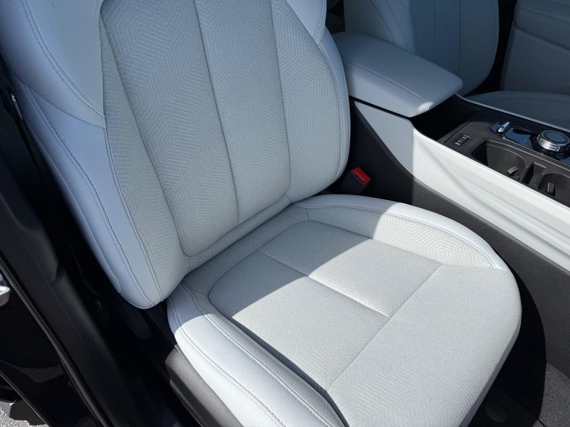 Jeep Cherokee Vehicle Full-screen Gallery Image 15