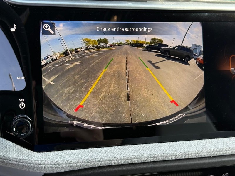 Jeep Cherokee Vehicle Full-screen Gallery Image 23