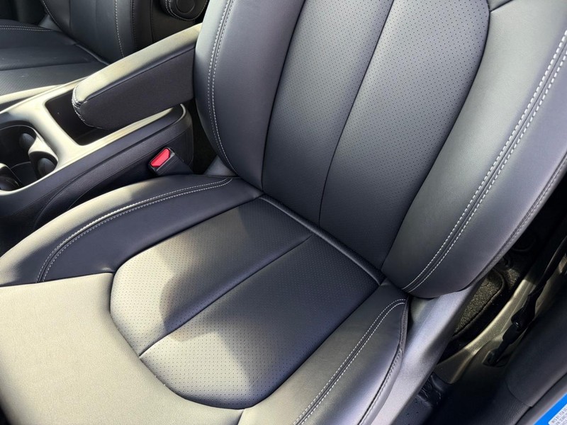 Chrysler Pacifica Vehicle Full-screen Gallery Image 31