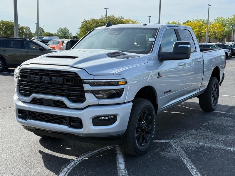 Ram 2500 Vehicle Full-screen Gallery Image 8