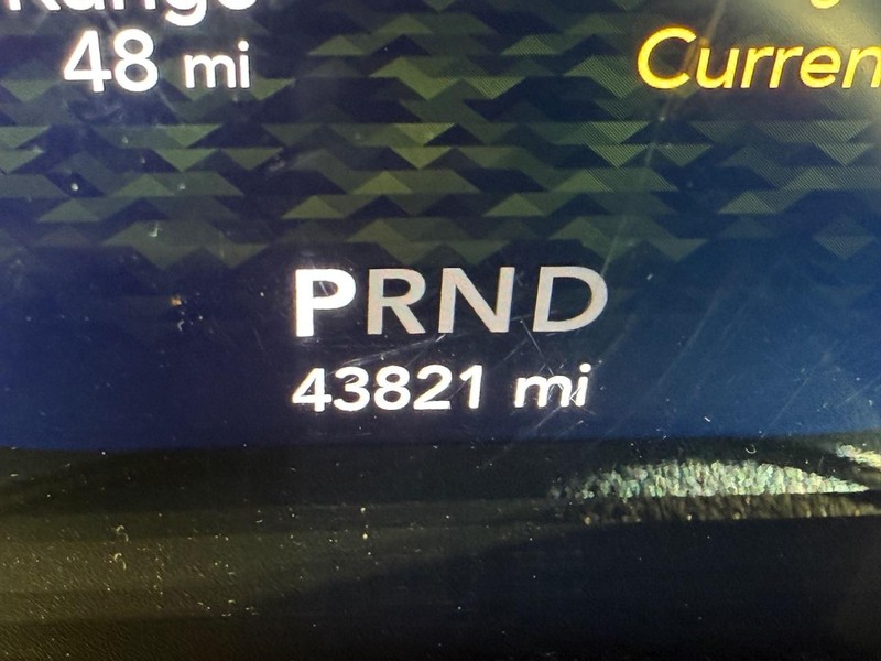 Jeep Gladiator Vehicle Full-screen Gallery Image 28