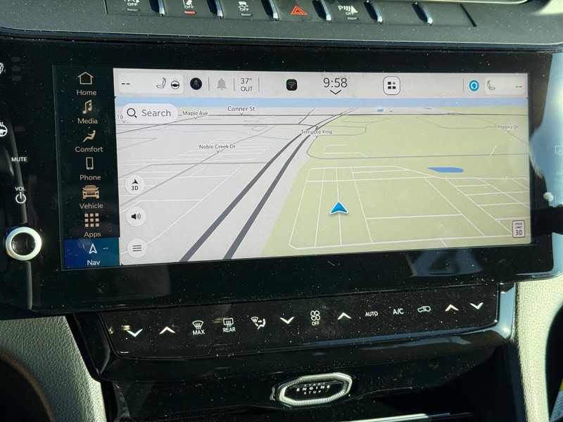 Jeep Grand Cherokee Vehicle Full-screen Gallery Image 24