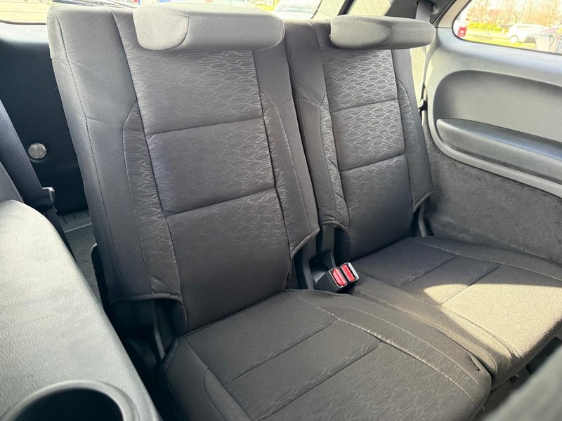 Dodge Durango Vehicle Full-screen Gallery Image 13