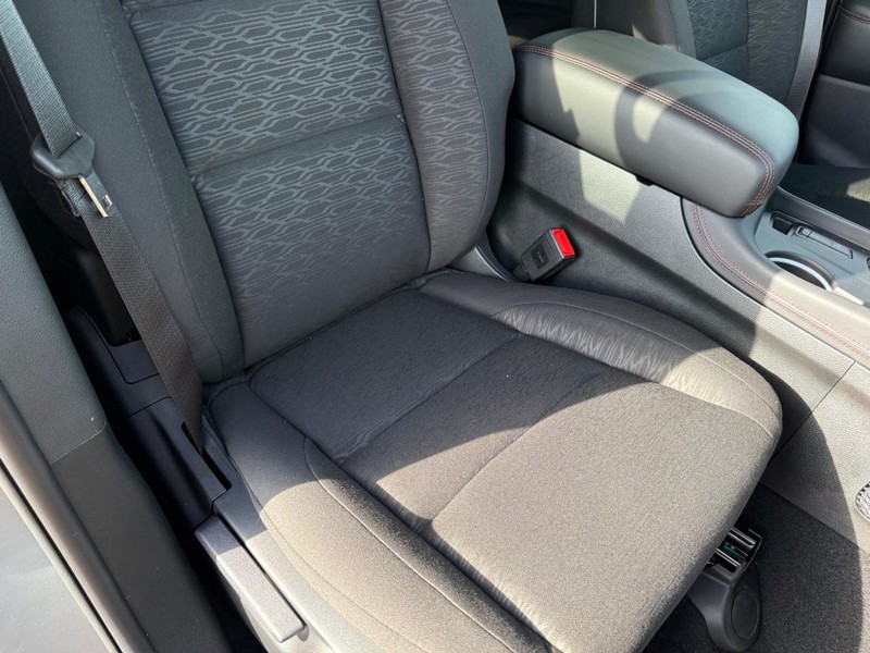 Dodge Durango Vehicle Full-screen Gallery Image 17