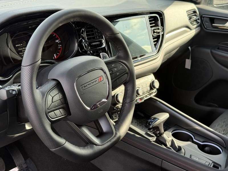 Dodge Durango Vehicle Full-screen Gallery Image 20