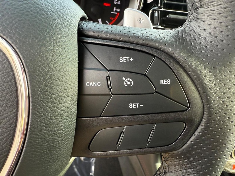 Dodge Durango Vehicle Full-screen Gallery Image 22