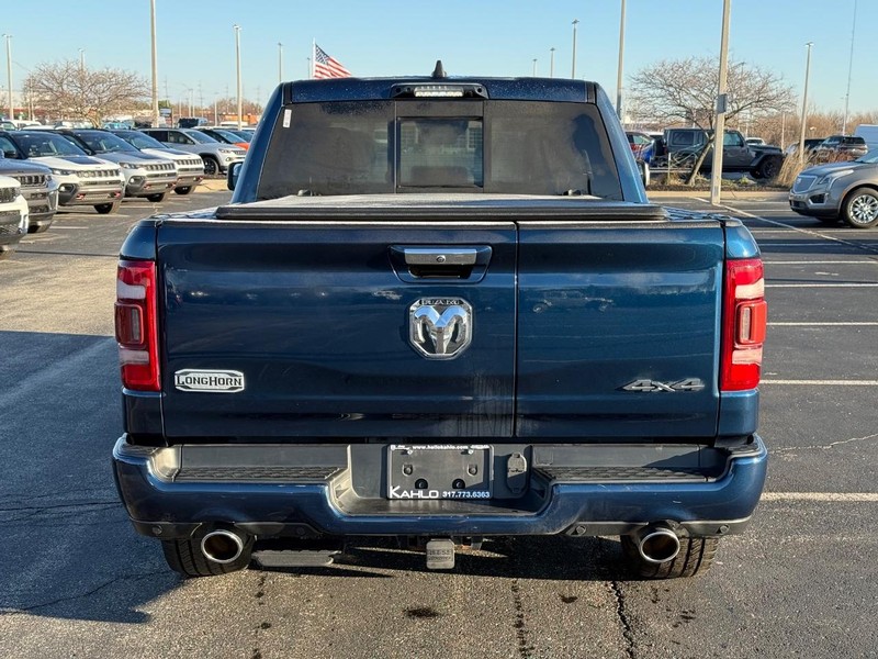 Ram 1500 Vehicle Full-screen Gallery Image 4