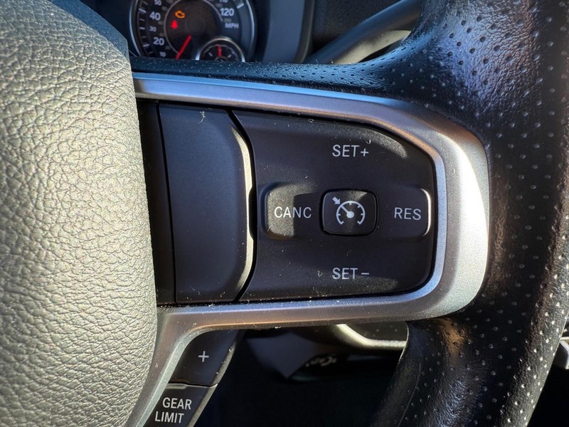 Ram 3500 Vehicle Full-screen Gallery Image 20