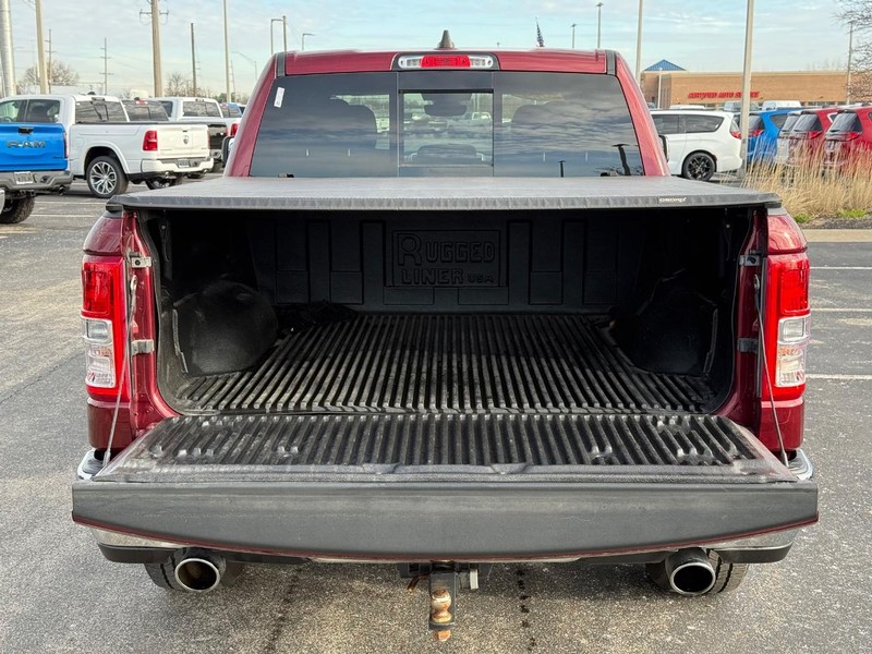 Ram 1500 Vehicle Full-screen Gallery Image 7