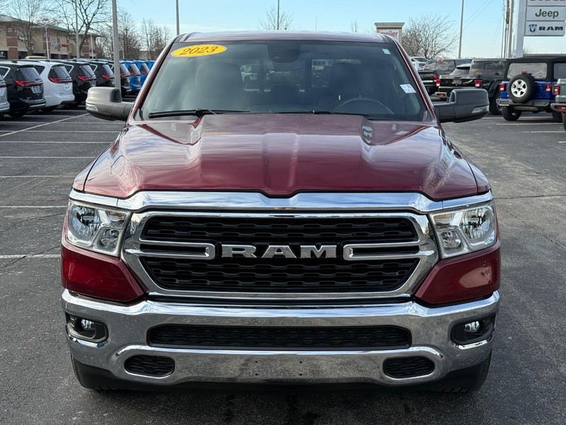 Ram 1500 Vehicle Full-screen Gallery Image 10