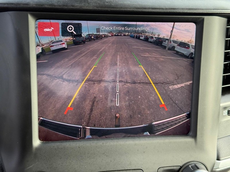 Ram 1500 Vehicle Full-screen Gallery Image 25