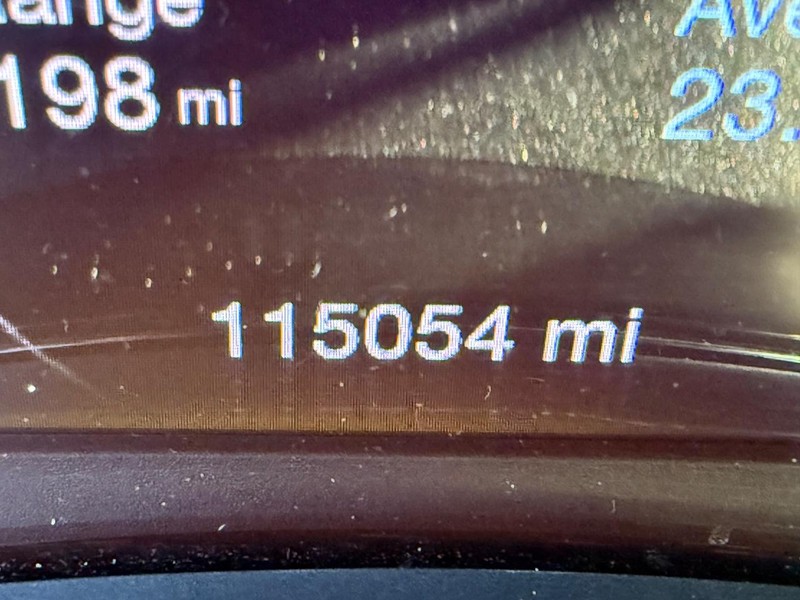 Jeep Grand Cherokee Vehicle Full-screen Gallery Image 32