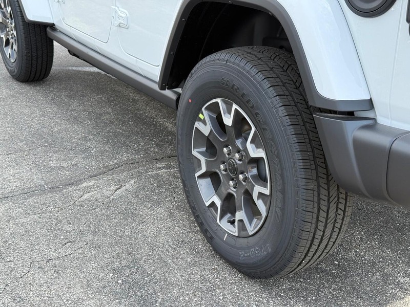 Jeep Wrangler Vehicle Full-screen Gallery Image 6