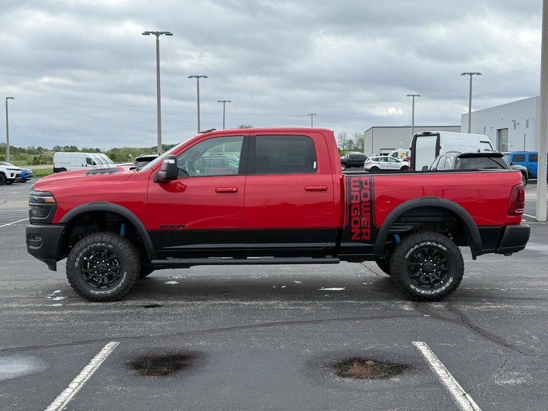 Ram 2500 Vehicle Full-screen Gallery Image 8