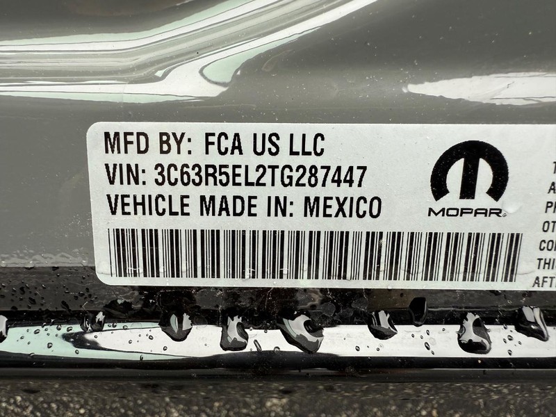 Ram 2500 Vehicle Full-screen Gallery Image 32