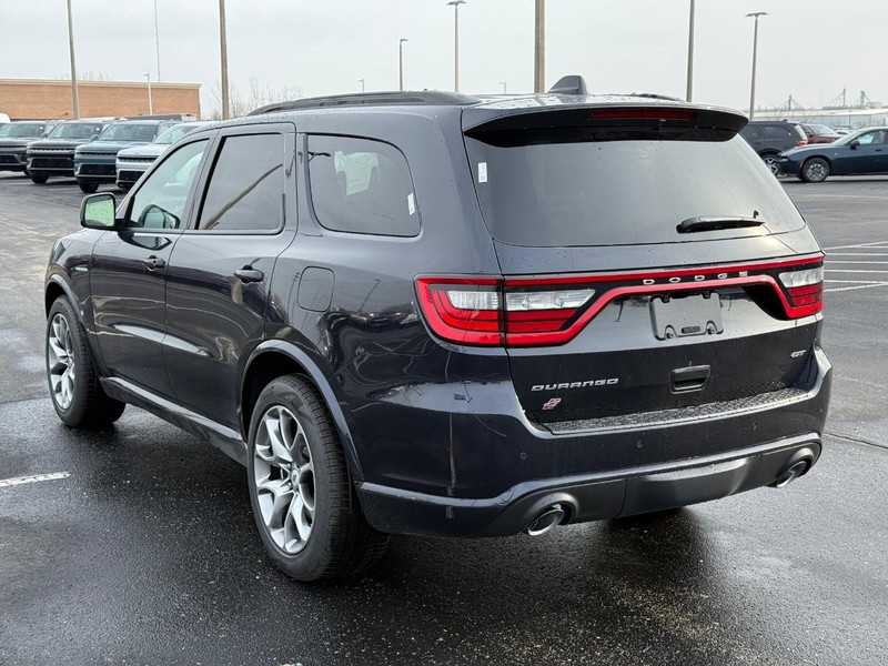 Dodge Durango Vehicle Full-screen Gallery Image 5
