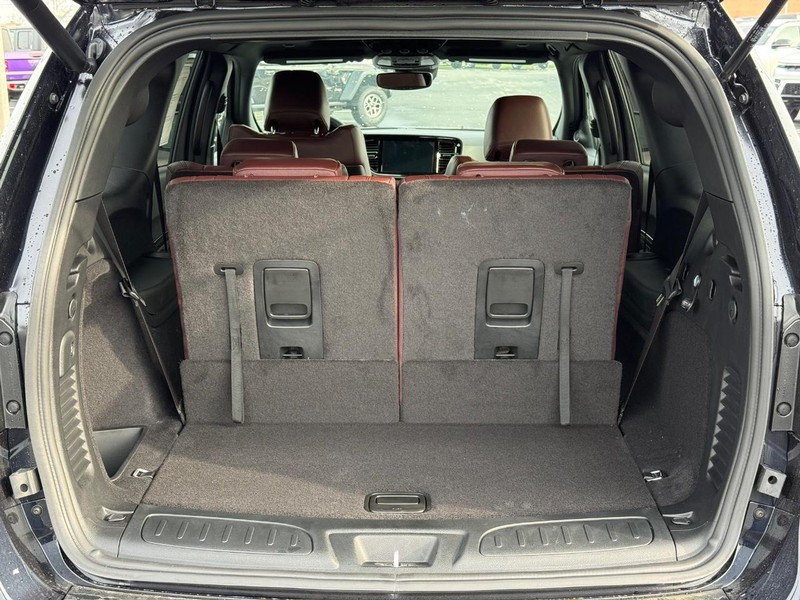 Dodge Durango Vehicle Full-screen Gallery Image 7