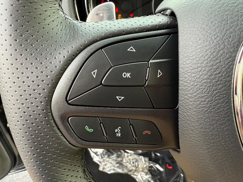 Dodge Durango Vehicle Full-screen Gallery Image 22