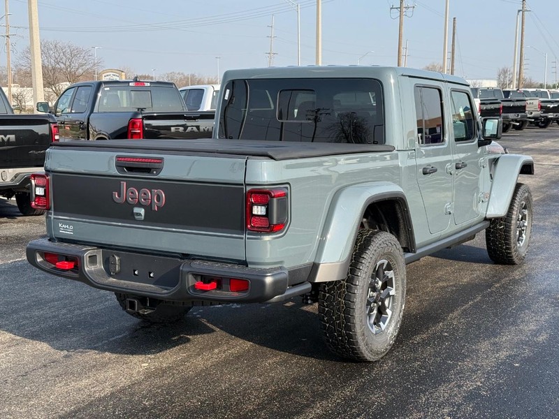 Jeep Gladiator Vehicle Full-screen Gallery Image 3