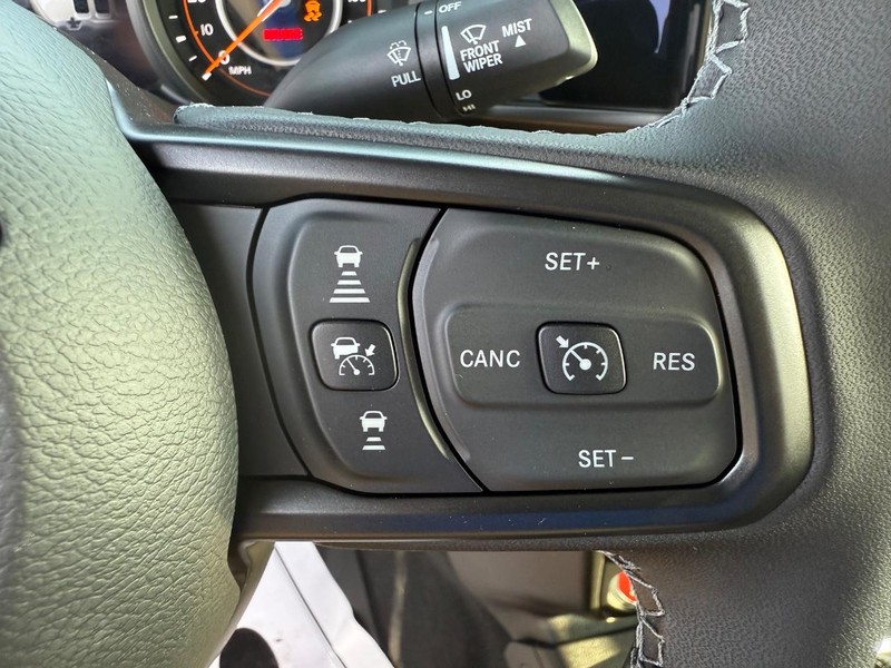 Jeep Gladiator Vehicle Full-screen Gallery Image 20