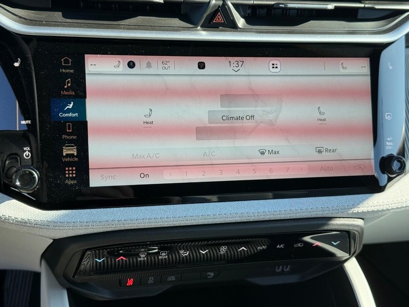 Jeep Cherokee Vehicle Full-screen Gallery Image 23