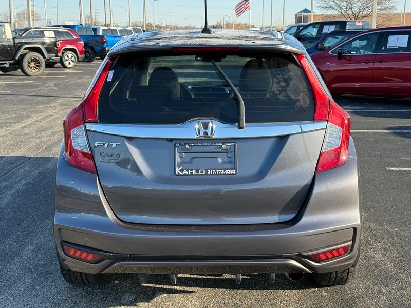 Honda Fit Vehicle Full-screen Gallery Image 04