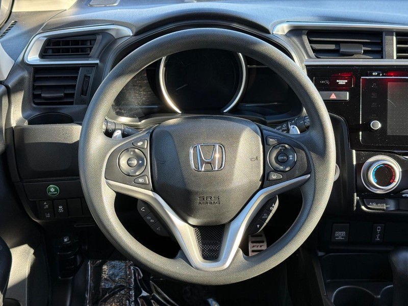 Honda Fit Vehicle Full-screen Gallery Image 14