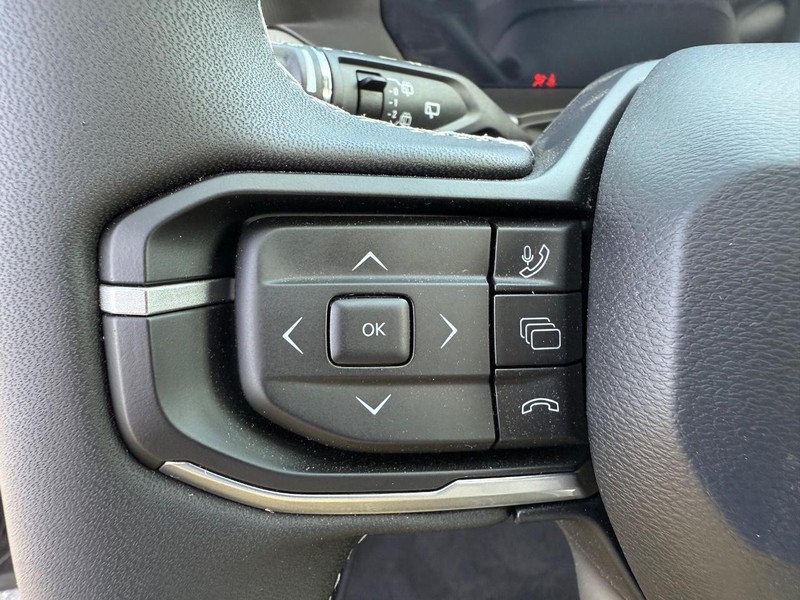 Jeep Cherokee Vehicle Full-screen Gallery Image 21