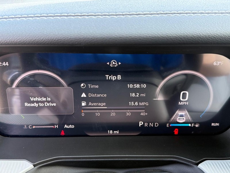 Jeep Cherokee Vehicle Full-screen Gallery Image 29