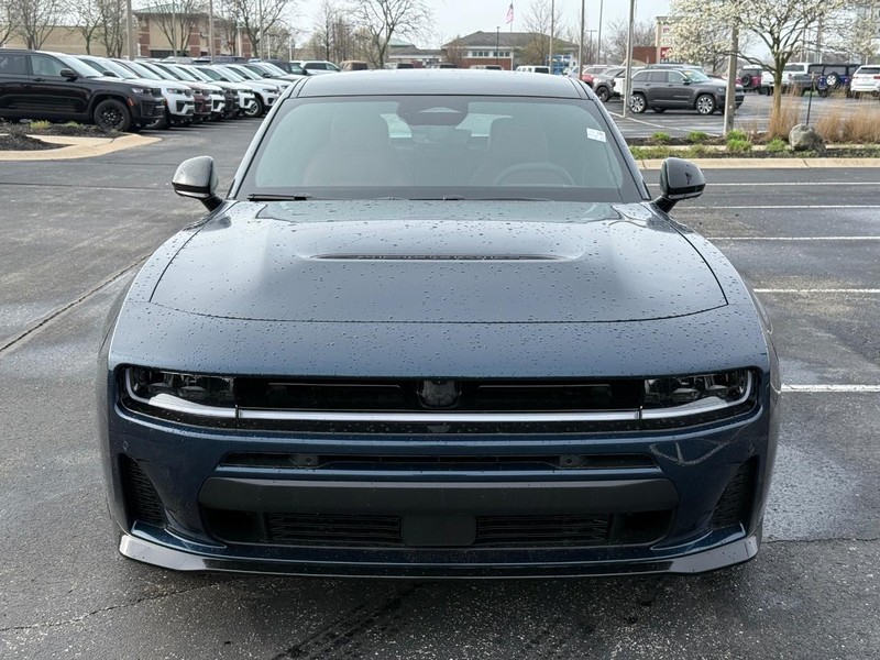 Dodge Charger Vehicle Full-screen Gallery Image 10