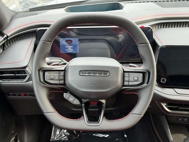 Dodge Charger Vehicle Full-screen Gallery Image 15