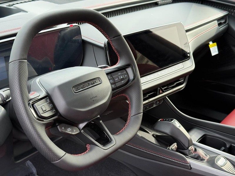 Dodge Charger Vehicle Full-screen Gallery Image 20