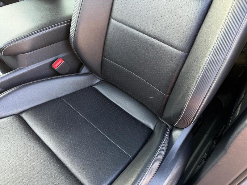 Volkswagen Atlas Cross Sport Vehicle Full-screen Gallery Image 31