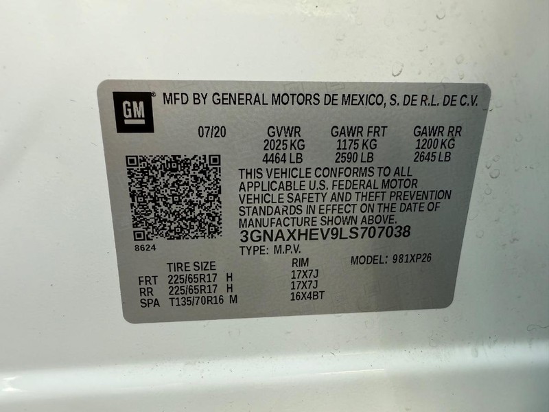 Chevrolet Equinox Vehicle Full-screen Gallery Image 30