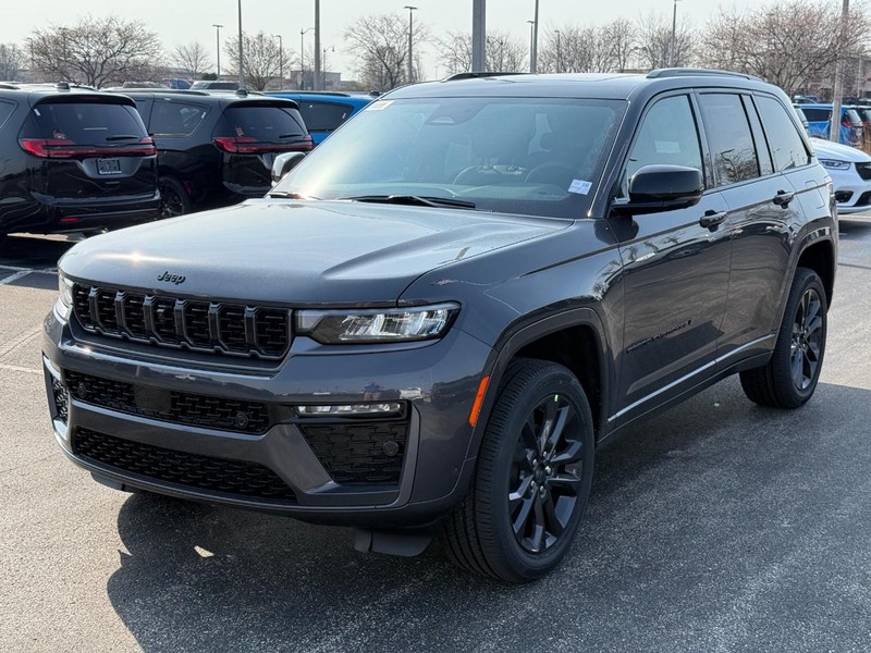 Jeep Grand Cherokee Vehicle Full-screen Gallery Image 9