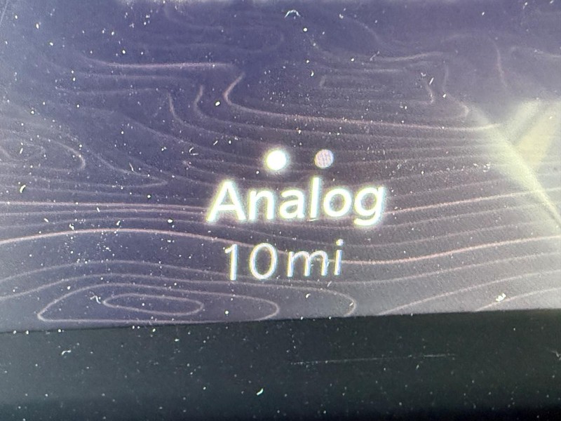 Jeep Grand Cherokee Vehicle Full-screen Gallery Image 30