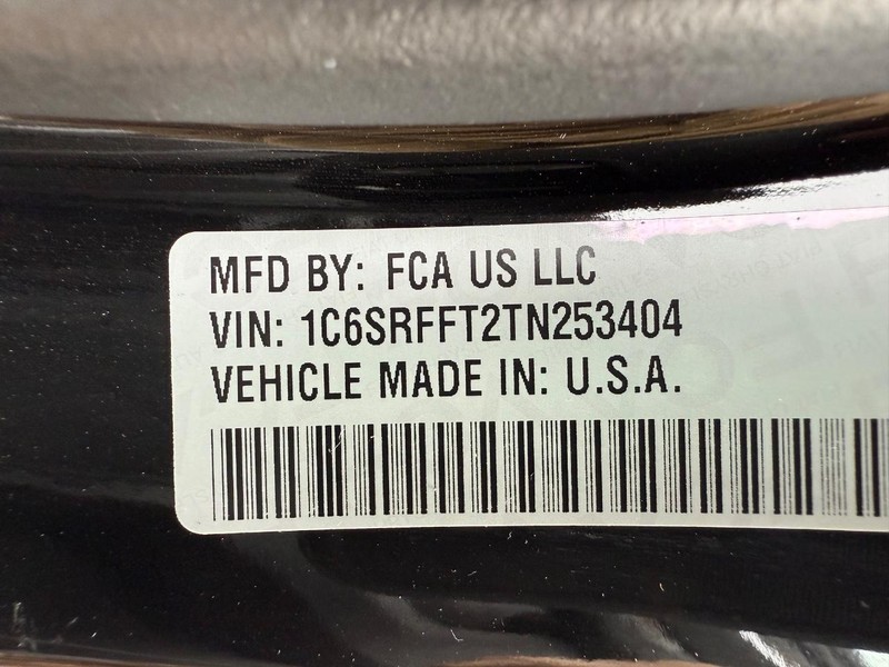 Ram 1500 Vehicle Full-screen Gallery Image 30