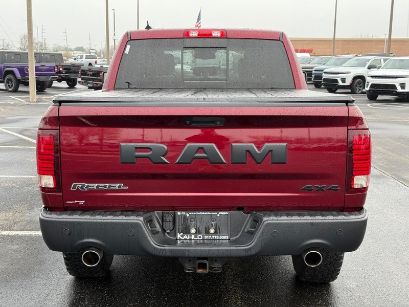 Ram 1500 Vehicle Full-screen Gallery Image 4