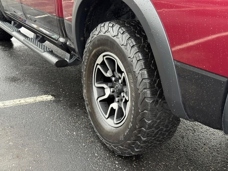 Ram 1500 Vehicle Full-screen Gallery Image 6