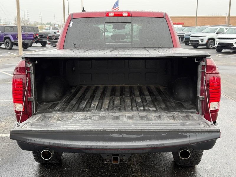 Ram 1500 Vehicle Full-screen Gallery Image 7