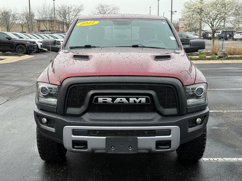 Ram 1500 Vehicle Full-screen Gallery Image 10
