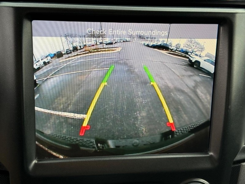 Ram 1500 Vehicle Full-screen Gallery Image 25