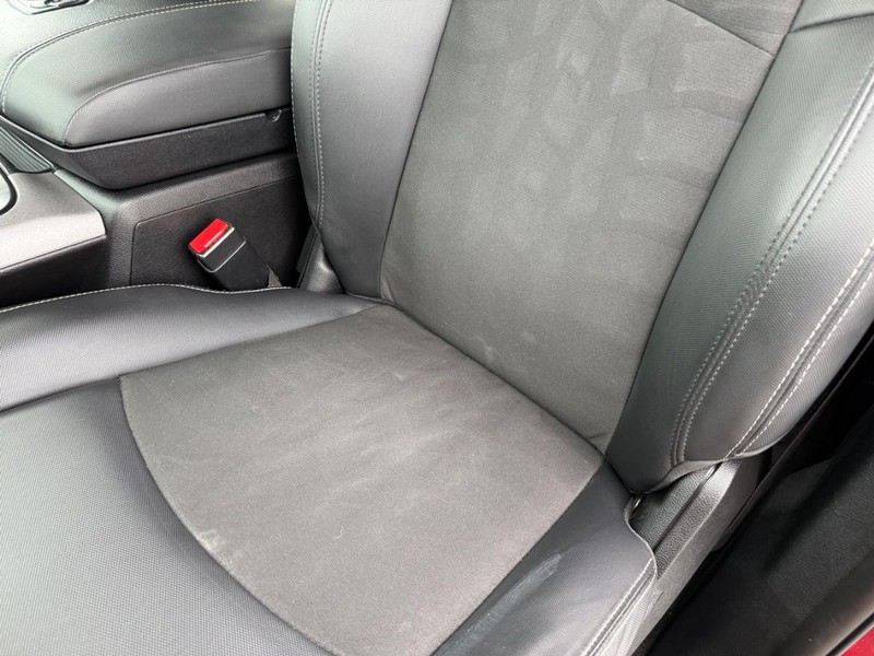 Ram 1500 Vehicle Full-screen Gallery Image 31