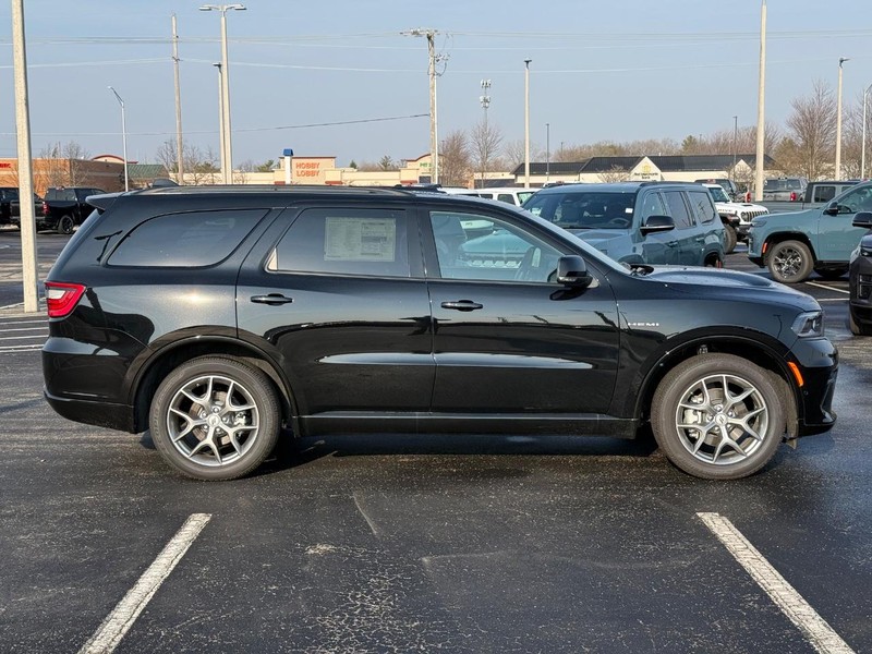 Dodge Durango Vehicle Full-screen Gallery Image 2