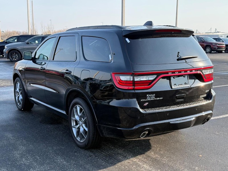 Dodge Durango Vehicle Full-screen Gallery Image 5